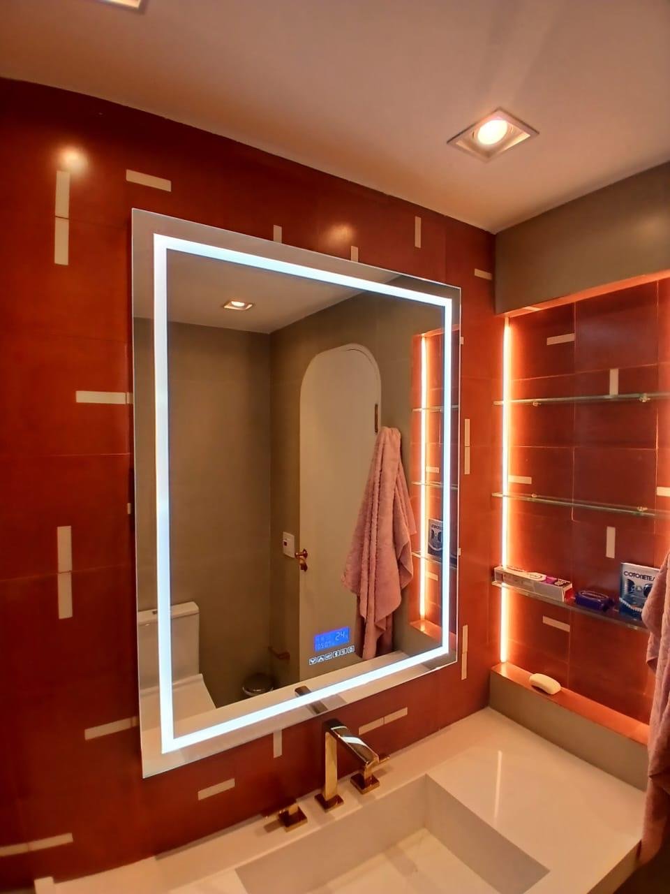 Espelho LED mármore 2