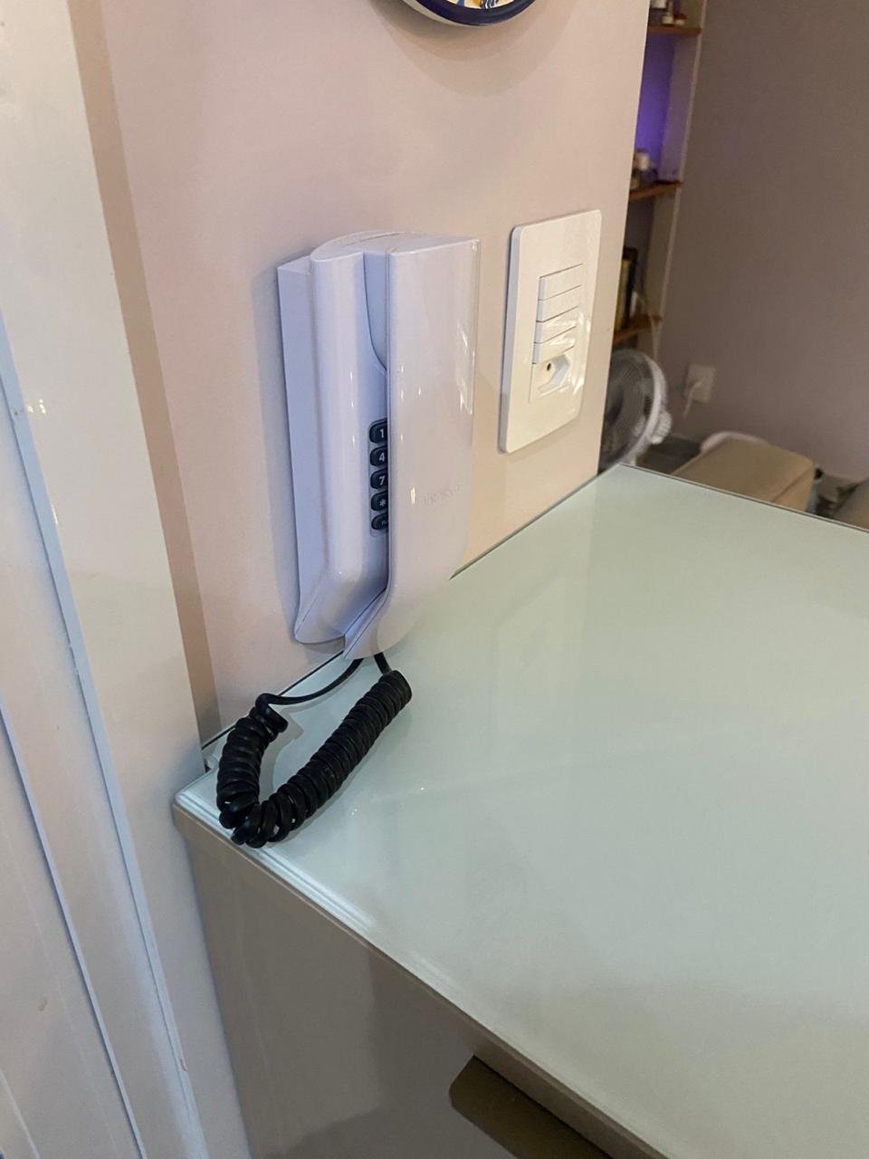 Espelho vertical pílula